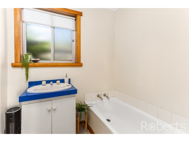 59 Douglas Street, Beaconsfield TAS 7270