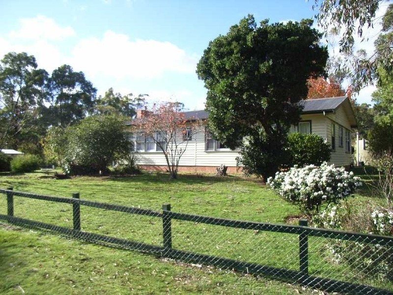 13 Tattersalls Road, Beaconsfield TAS 7270