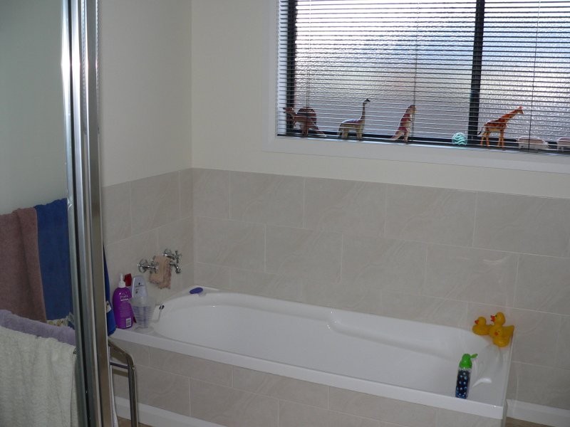 5 Pocket Place, Newnham TAS 7248