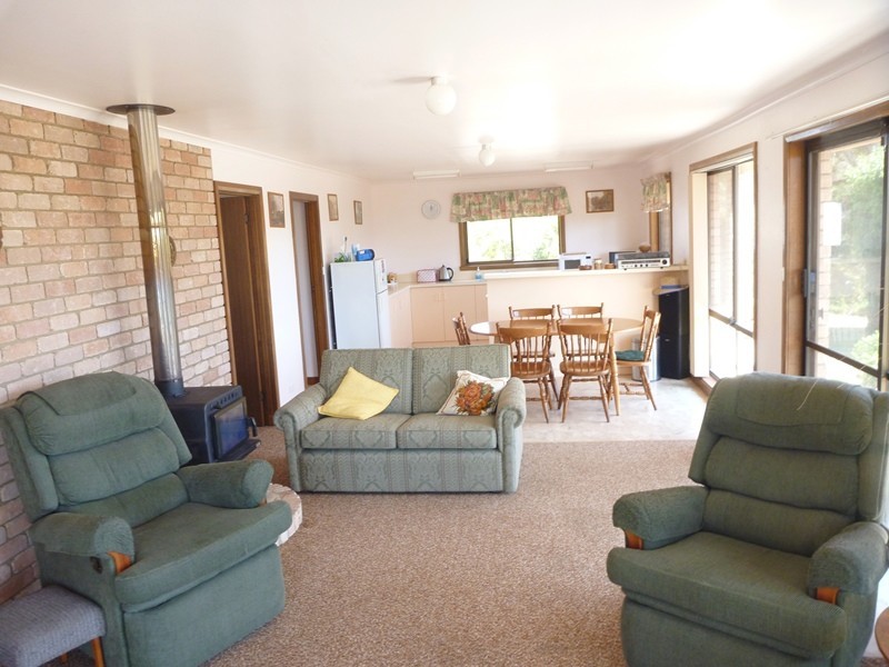 2 Henry Street, Lulworth TAS 7252