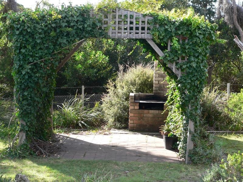 2 Henry Street, Lulworth TAS 7252