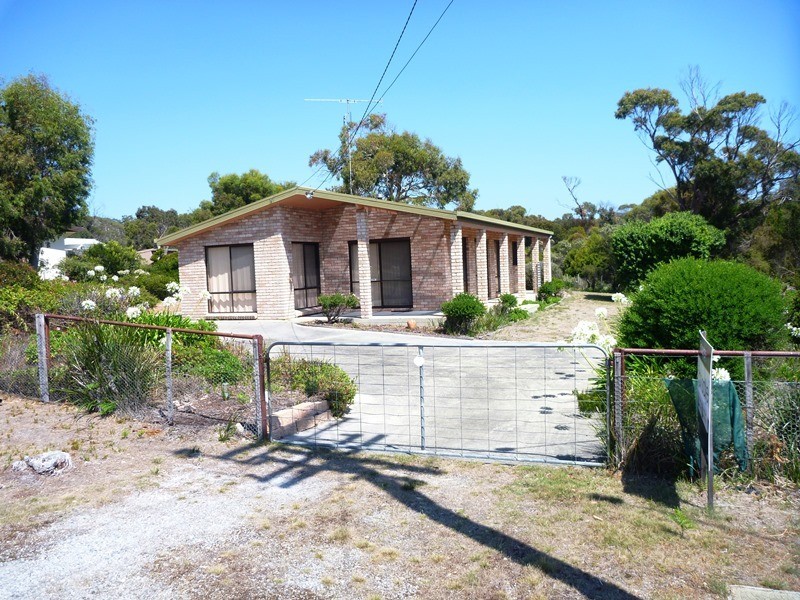 2 Henry Street, Lulworth TAS 7252