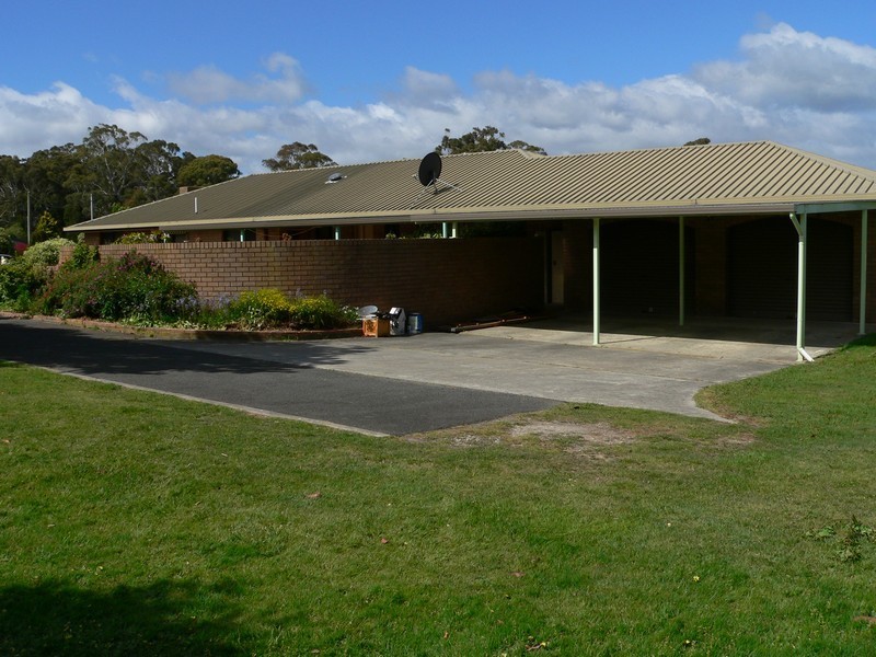 12 Augustus Street, Beauty Point TAS 7270