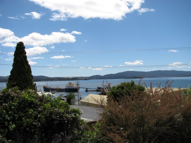 111 Flinders Street, Beauty Point TAS 7270