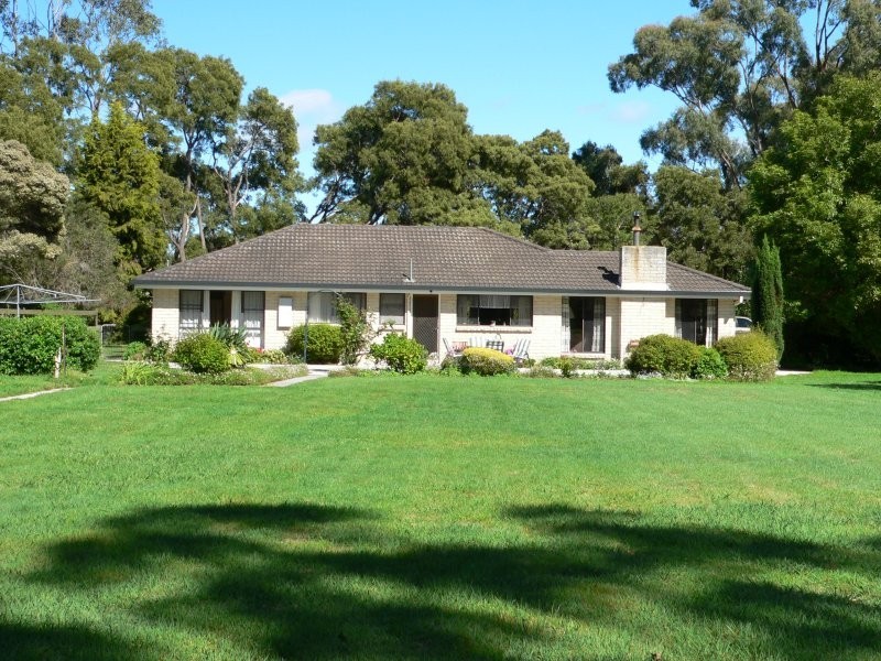 104 Paper Beach Road, Swan Point TAS 7275