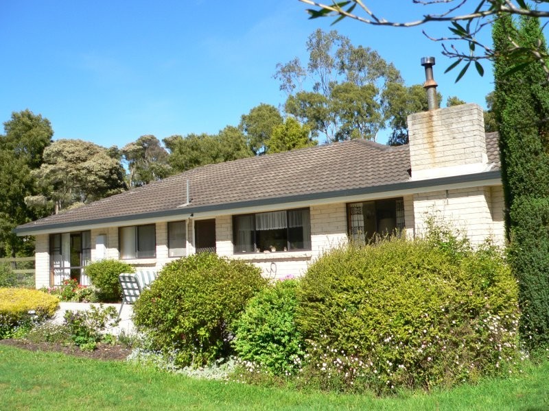 104 Paper Beach Road, Swan Point TAS 7275