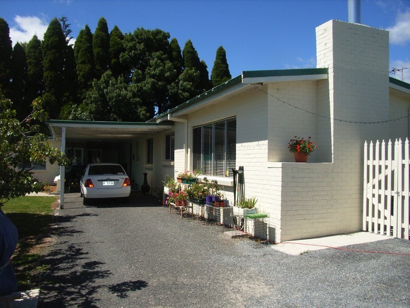 41-43  Crowther Street, Beaconsfield TAS 7270