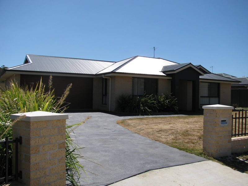 11 Lauren Court, Exeter TAS 7275