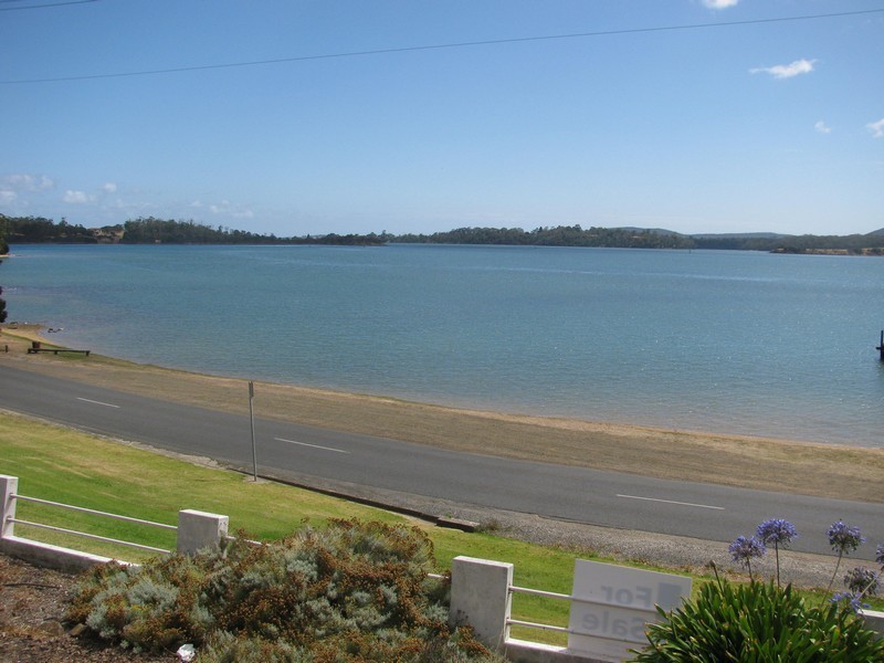 215 Flinders Street, Beauty Point TAS 7270