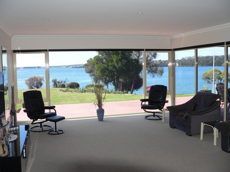 77 Sunset Boulevard, Clarence Point TAS 7270