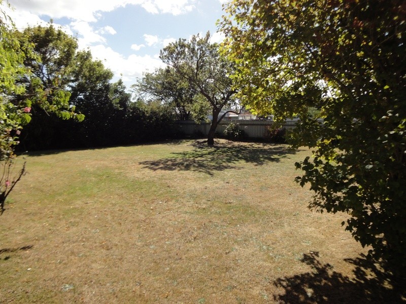 24 Beatty Street, Beauty Point TAS 7270