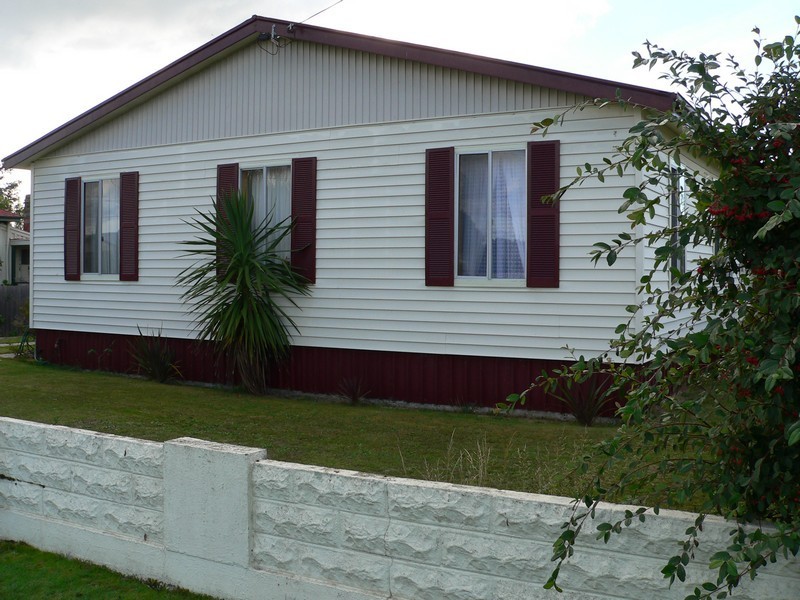 24 Beatty Street, Beauty Point TAS 7270