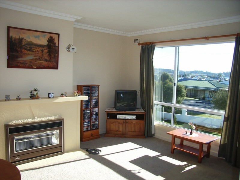 13 Garrett Street, Beauty Point TAS 7270
