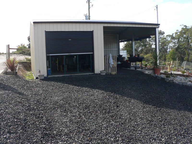 17 Possum Road, Beaconsfield TAS 7270
