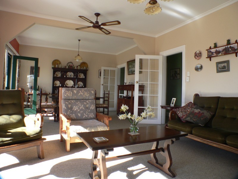 24 Main Road, Exeter TAS 7275