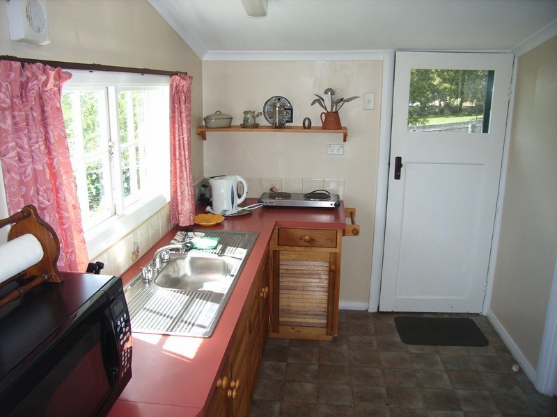 24 Main Road, Exeter TAS 7275