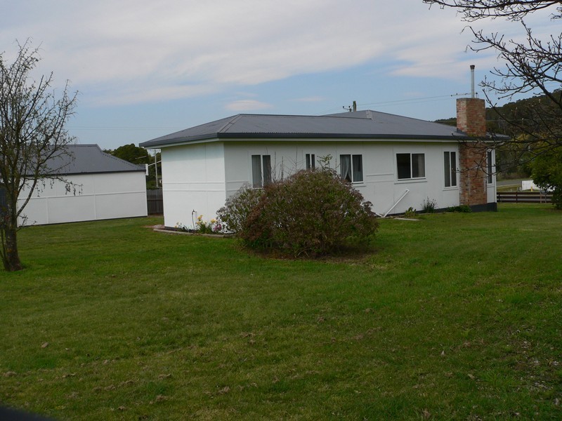 52-54 Weld Street, Beaconsfield TAS 7270