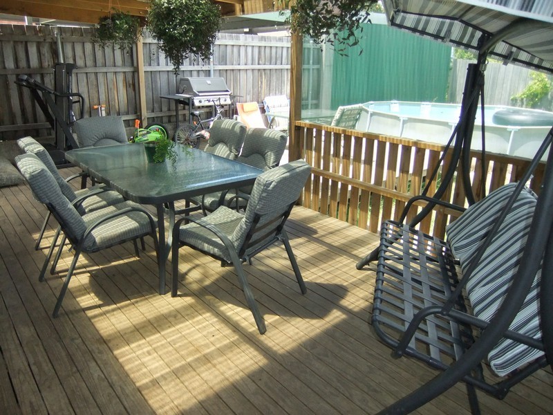 7 Snow  St, Newnham TAS 7248
