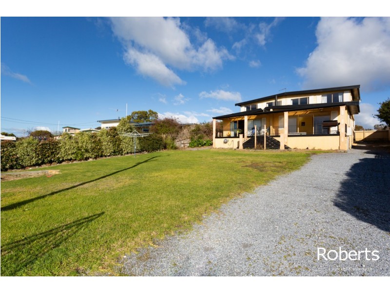 130 Sunset Boulevard, Clarence Point TAS 7270