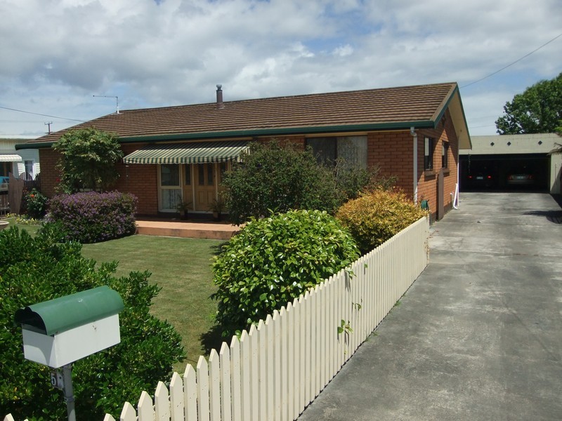5 Kitchener Avenue, Beauty Point TAS 7270