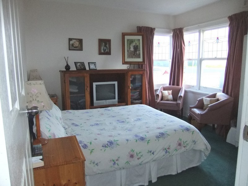 62 Weld Street, Beaconsfield TAS 7270