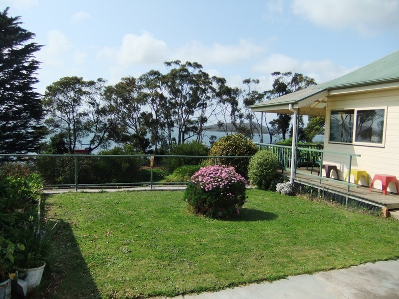 166 Flinders Street, Beauty Point TAS 7270