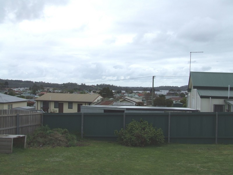 4 Ernest Street, Beauty Point TAS 7270