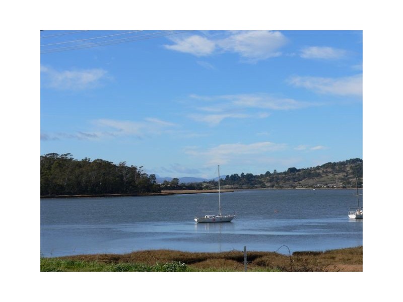 83 Gravelly Beach Road, Blackwall TAS 7275