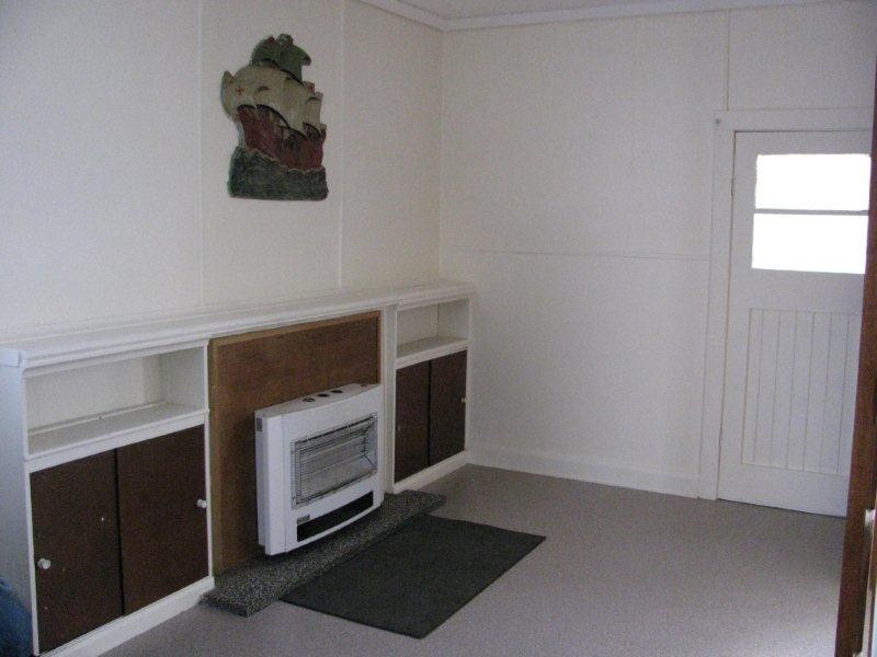 4 Bernard Street, Beaconsfield TAS 7270