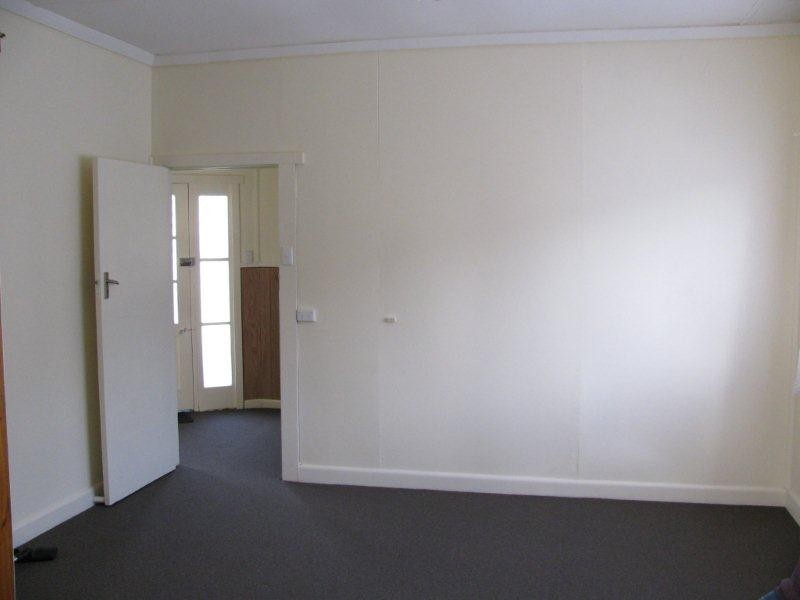 4 Bernard Street, Beaconsfield TAS 7270