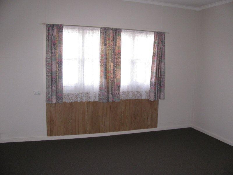 4 Bernard Street, Beaconsfield TAS 7270