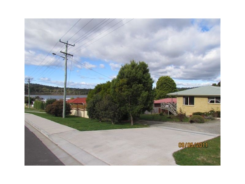64 Gravelly Beach Road, Blackwall TAS 7275