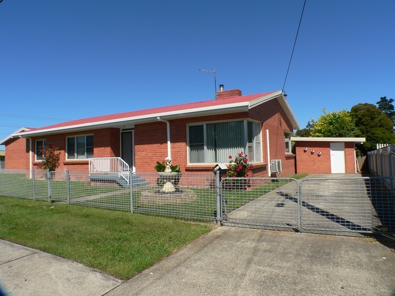 8 West Arm Road, Beauty Point TAS 7270