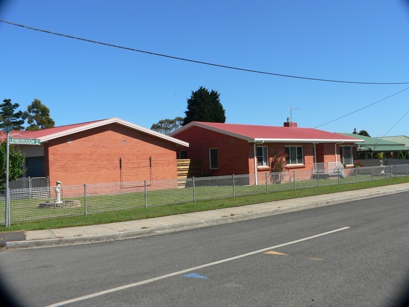 8 West Arm Road, Beauty Point TAS 7270