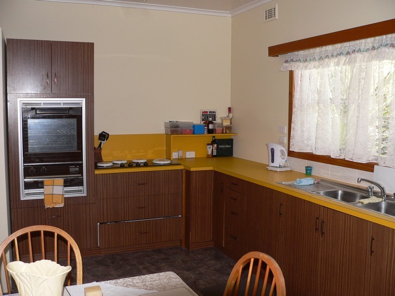 8 West Arm Road, Beauty Point TAS 7270