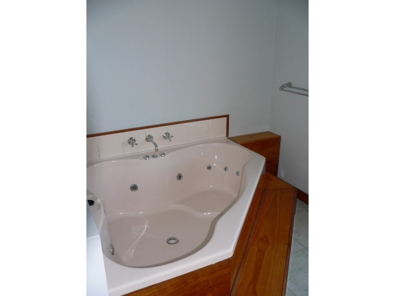 31 Crowther Street, Beaconsfield TAS 7270