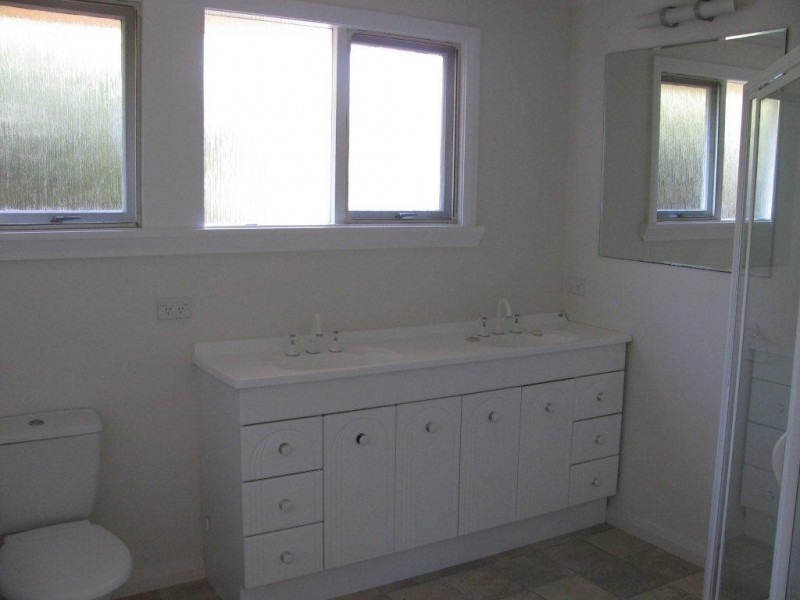 95 Main Road, Exeter TAS 7275