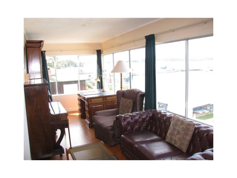 102 Flinders Street, Beauty Point TAS 7270