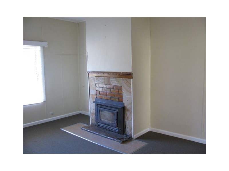 11 Flinders Street, Beauty Point TAS 7270