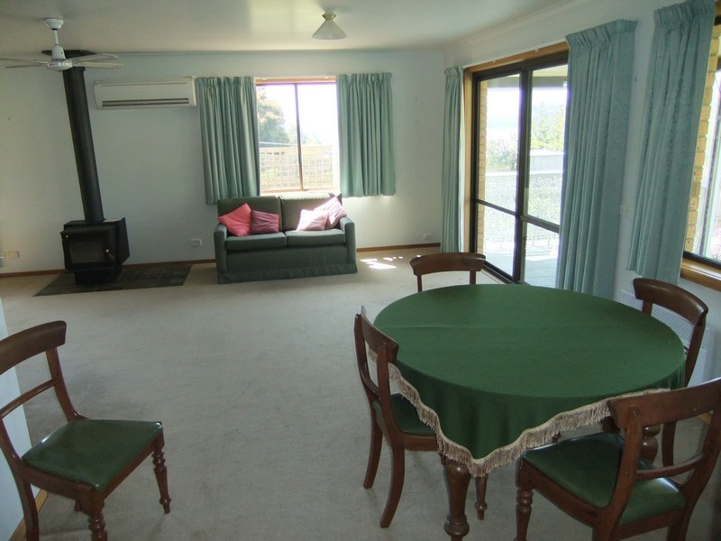 96 Oxford Street, Beauty Point TAS 7270