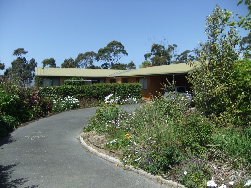 96 Oxford Street, Beauty Point TAS 7270