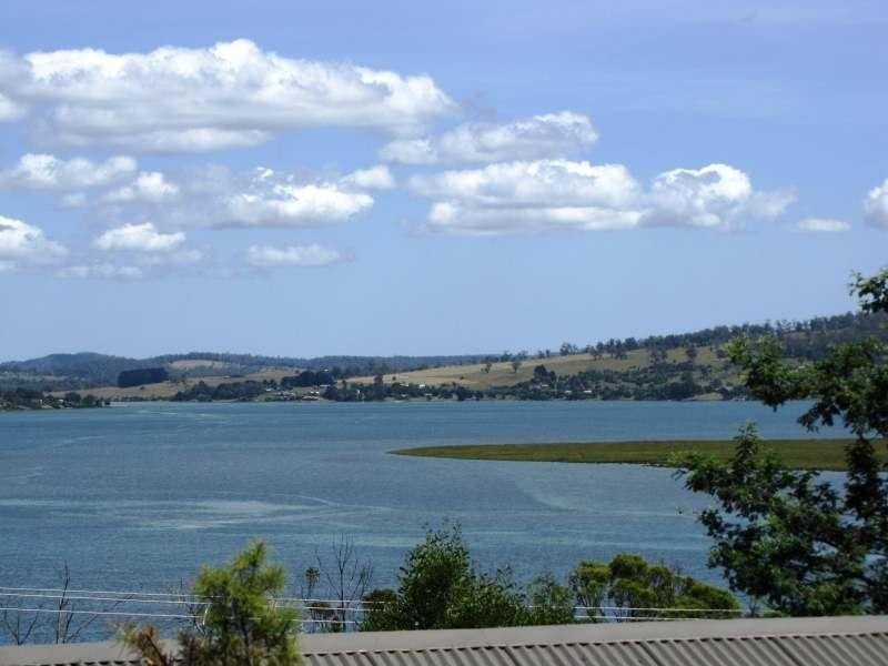 85 Beach Road, Legana TAS 7277