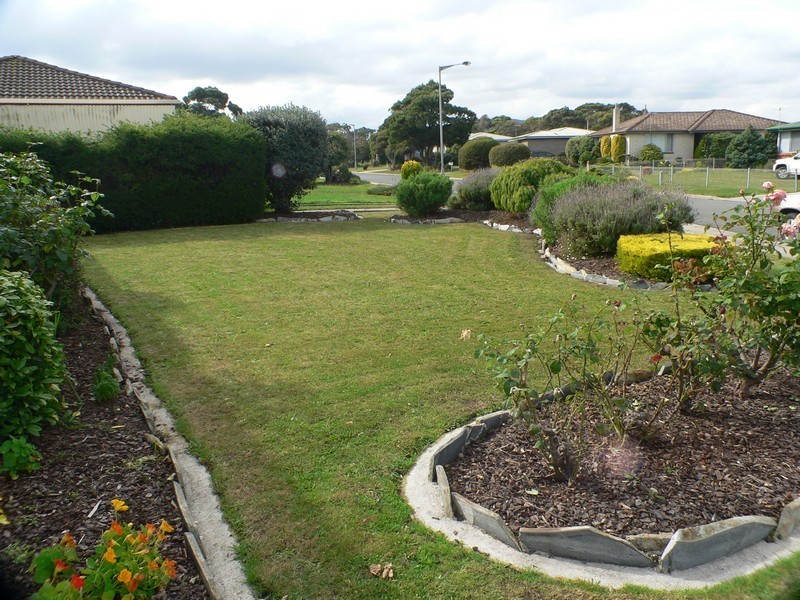 9  Roberts Ave, George Town TAS 7253