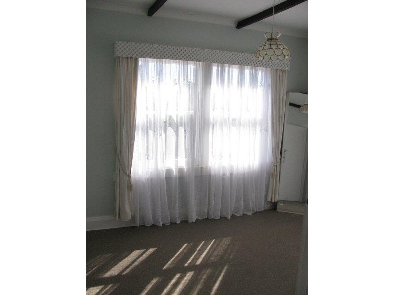 6 Bernard Street, Beaconsfield TAS 7270