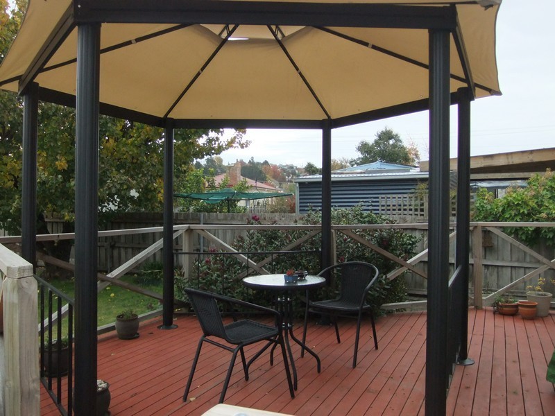 27 Belhaven Crescent, Newstead TAS 7250