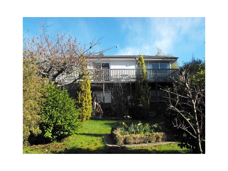 177 Gravelly Beach Road, Blackwall TAS 7275