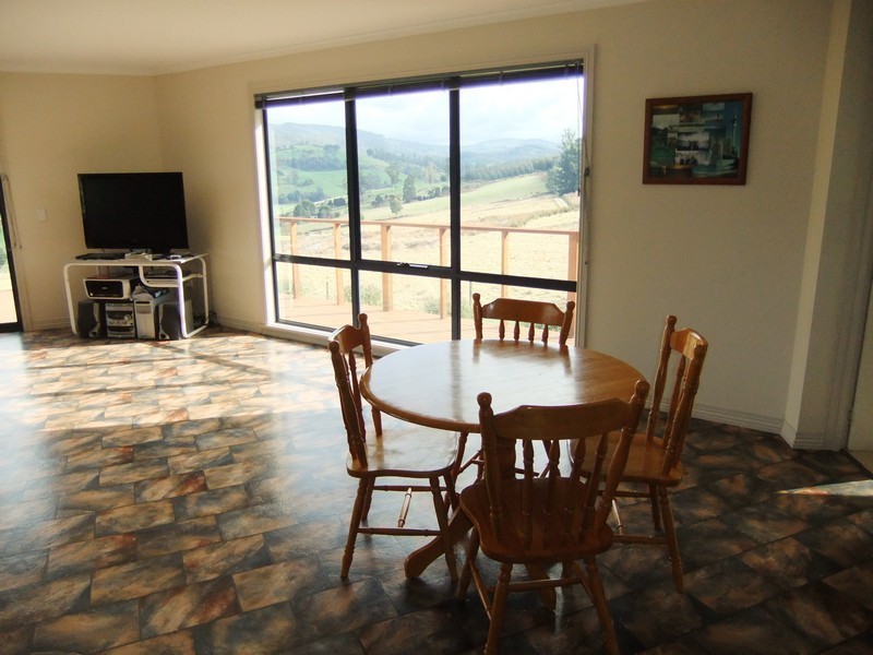 9 McBains Road, Glengarry TAS 7275