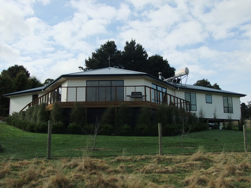 9 McBains Road, Glengarry TAS 7275