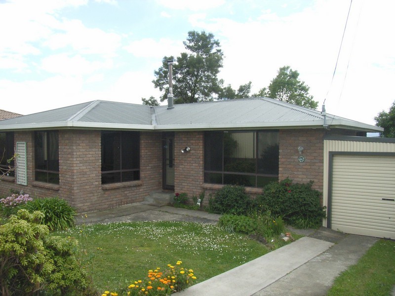 26 Margaret Street, Beaconsfield TAS 7270