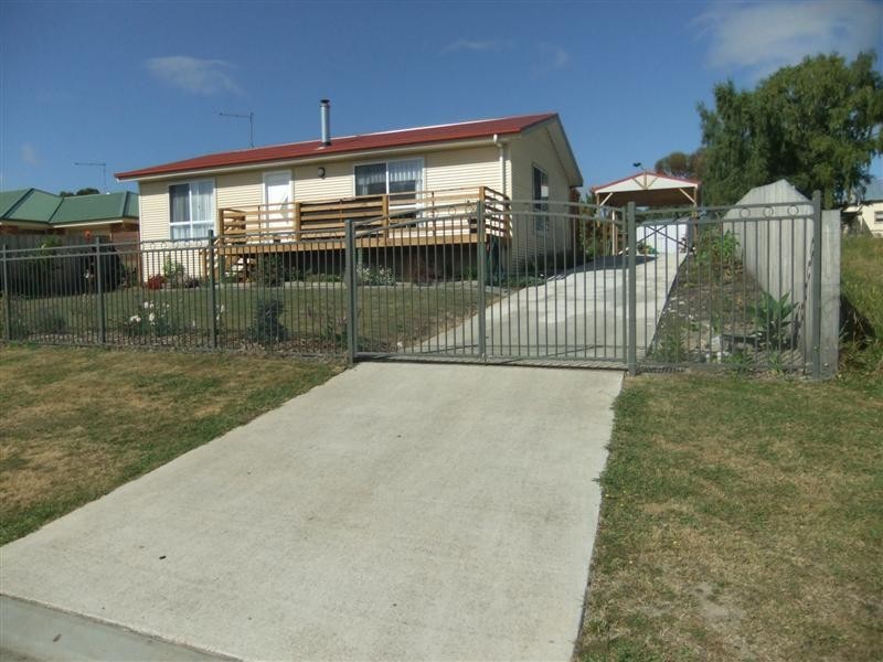 4 Lauren Court, Exeter TAS 7275